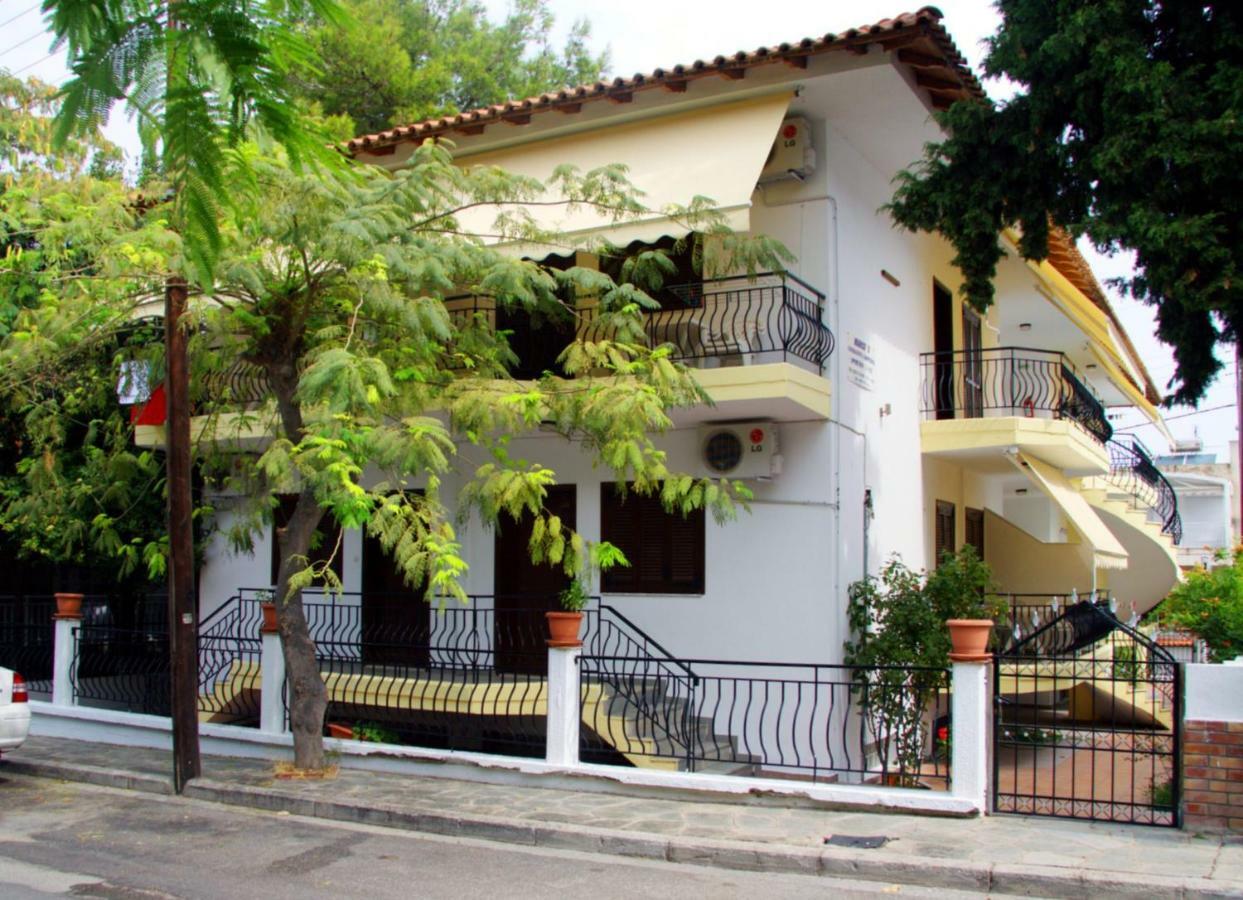 Marco'S Appartments Nea Poteidaia Luaran gambar