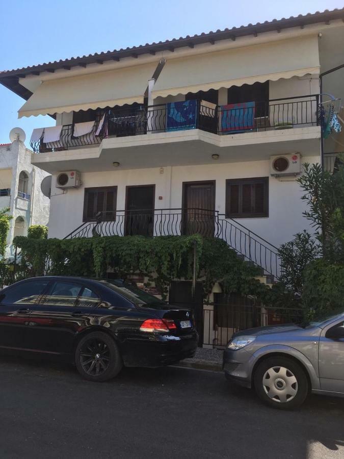 Marco'S Appartments Nea Poteidaia Luaran gambar